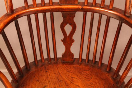 A SUPER THAMES VALLEY YEW WINDSOR CHAIR - ADDITIONAL PHOTO 9