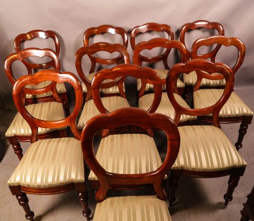 A SET OF 12 VICTORIAN MAHOGANY BALLOON BACK DINING CHAIRS - ADDITIONAL PHOTO 2