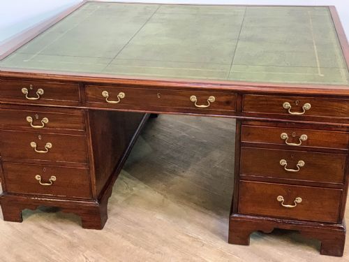 A SUPER VICTORIAN MAHOGANY PARTNERS DESK - ADDITIONAL PHOTO 1