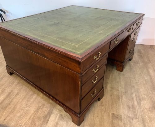 A SUPER VICTORIAN MAHOGANY PARTNERS DESK - ADDITIONAL PHOTO 9