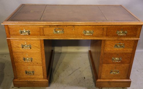 a victorian oak pedestal desk c 1880 - CATEGORY: ANTIQUE DESKS - DATED VICTORIAN
