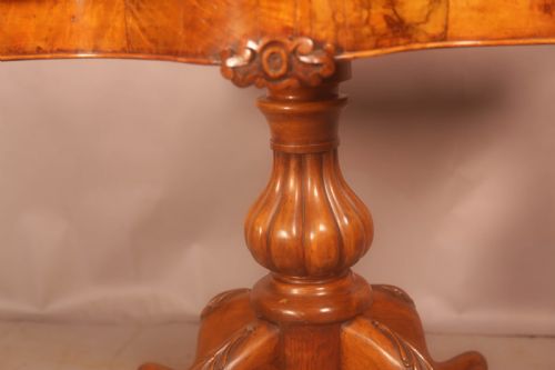 A VICTORIAN BURR WALNUT GAMES TABLE - ADDITIONAL PHOTO 7