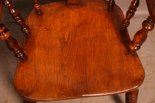 A YEW WOOD BROAD ARM WINDSOR CHAIR C 1860 - ADDITIONAL PHOTO 9