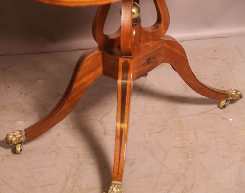 A GOOD REGENCY GAMES TABLE IN MAHOGANY - ADDITIONAL PHOTO 4