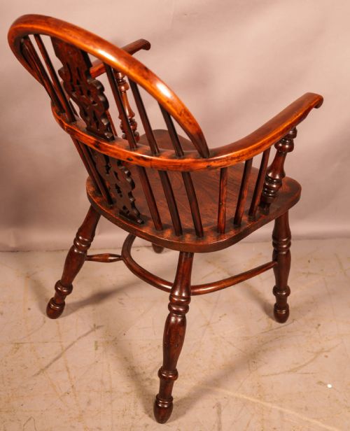 A SUPER YEW WOOD WINDSOR CHAIR BY GABBITASS OF WORKSOP - ADDITIONAL PHOTO 1