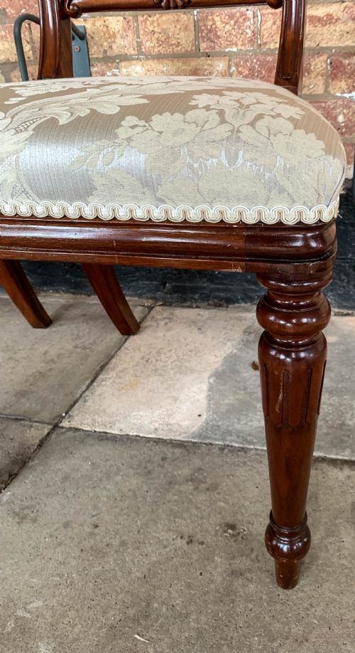 A GOOD QUALITY SET OF 8 VICTORIAN MAHOGANY DINING CHAIRS - ADDITIONAL PHOTO 7