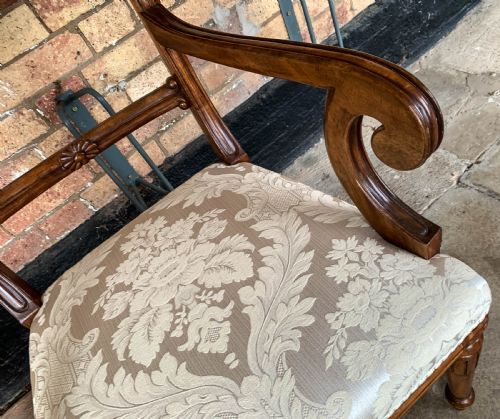 A GOOD QUALITY SET OF 8 VICTORIAN MAHOGANY DINING CHAIRS - ADDITIONAL PHOTO 12