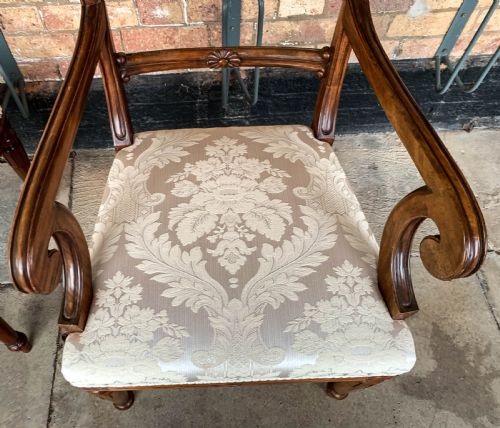A GOOD QUALITY SET OF 8 VICTORIAN MAHOGANY DINING CHAIRS - ADDITIONAL PHOTO 14