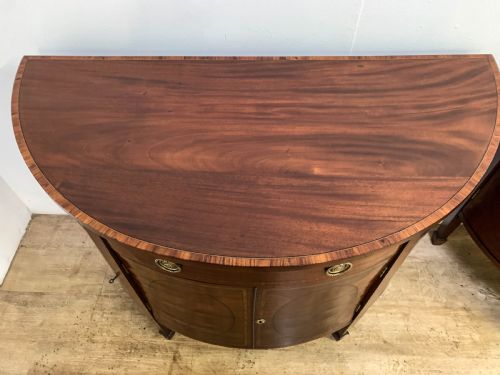 A VERY RARE MATCHING PAIR OF GEORGIAN SIDEBOARDS - ADDITIONAL PHOTO 1