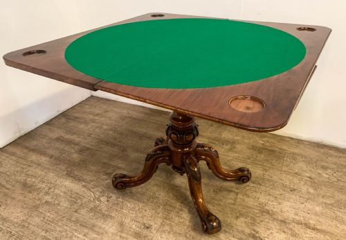 A QUALITY VICTORIAN BURR WALNUT GAMES TABLE - ADDITIONAL PHOTO 6