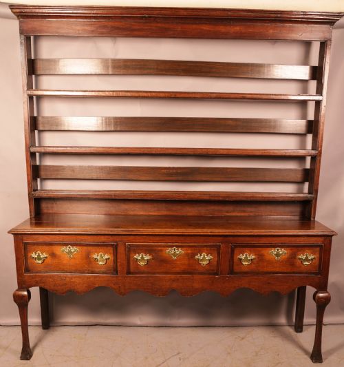 A GOOD EARLY 8TH CENTURY OAK DRESSER - ADDITIONAL PHOTO 1