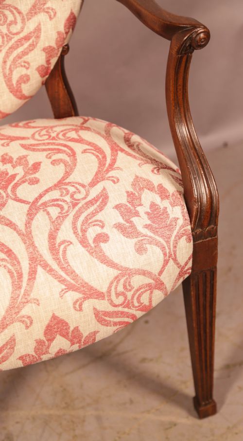 A BEUTIFUL PAIR OF GEOGIAN 18TH C SALON CHAIRS - ADDITIONAL PHOTO 9