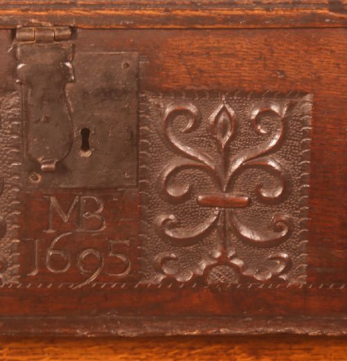 A VERY NICE 17TH CENTURY DOCUMENT BOX IN OAK MB 1695 - ADDITIONAL PHOTO 2