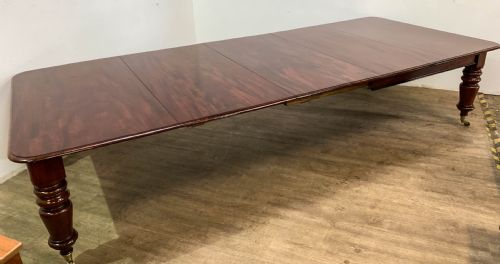 A SUPERB EARLY VICTORIAN MAHOGANY EXTENDING DINING TABLE WITH 3 LEAVES SEAT 14 - ADDITIONAL PHOTO 11