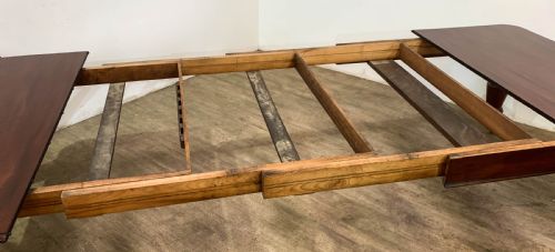A SUPERB EARLY VICTORIAN MAHOGANY EXTENDING DINING TABLE WITH 3 LEAVES SEAT 14 - ADDITIONAL PHOTO 21