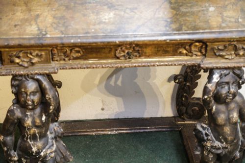 AN 18TH CENTURY ITALIAN CONSOLE TABLE - ADDITIONAL PHOTO 12