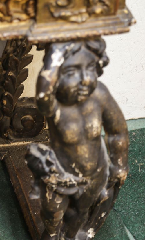 AN 18TH CENTURY ITALIAN CONSOLE TABLE - ADDITIONAL PHOTO 13