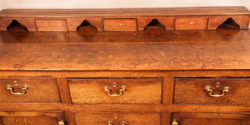 A SUPER GEORGIAN SERVING DRESSER IN OAK - ADDITIONAL PHOTO 11