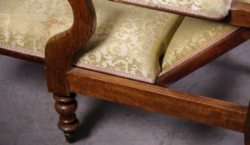 AN EARLY VICTORIAN RECLINING ARMCHAIR - ADDITIONAL PHOTO 6