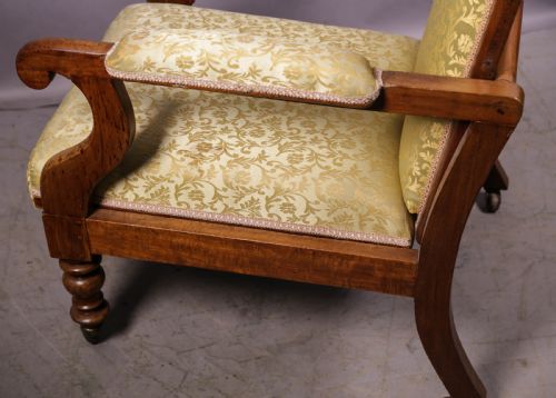 AN EARLY VICTORIAN RECLINING ARMCHAIR - ADDITIONAL PHOTO 8