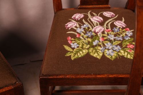 A GOOD SET OF 4 GEORGIAN DINING CHAIRS - ADDITIONAL PHOTO 3