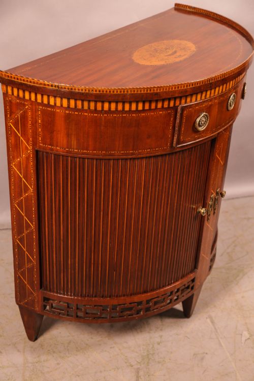 AN 18TH CENTURY DEMI LUNE BEDROOM CHEST MAHOGANY INLAID - ADDITIONAL PHOTO 5