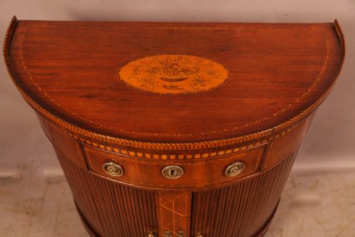 AN 18TH CENTURY DEMI LUNE BEDROOM CHEST MAHOGANY INLAID - ADDITIONAL PHOTO 6