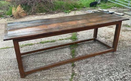a large oak farmhouse table - CATEGORY: ANTIQUE TABLES - DATED 19TH CENTURY