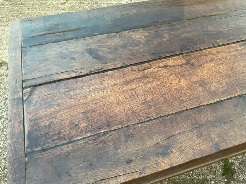 A LARGE OAK FARMHOUSE TABLE - ADDITIONAL PHOTO 7