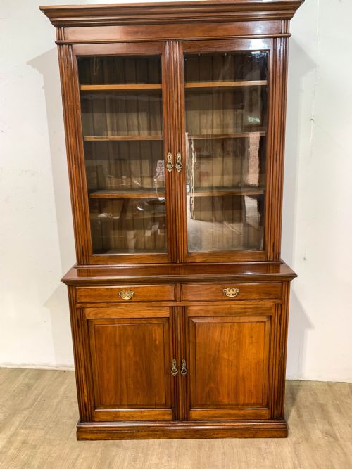a victorian library bookcase in walnut c 1890 - CATEGORY: ANTIQUE BOOKCASES - DATED VICTORIAN
