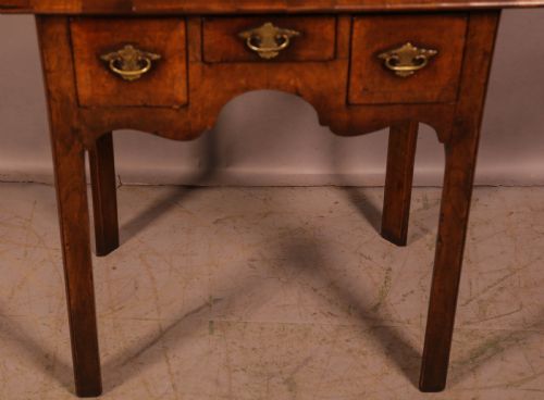 A GEORGE 1ST PERIOD SIDE TABLE ENGLISH WALNUT - ADDITIONAL PHOTO 5