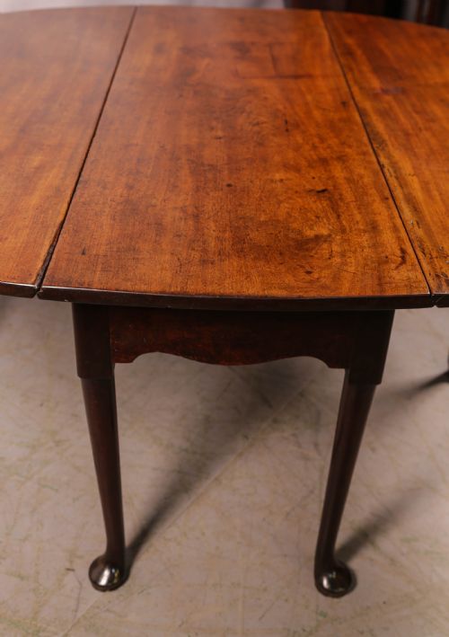 A GEORGIAN WAKES TABLE IN SOLID MAHOGANY - ADDITIONAL PHOTO 8