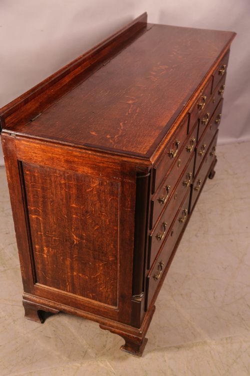 AN OAK DOWER CHEST LIFT TOP AND 4 DRAWERS - ADDITIONAL PHOTO 8