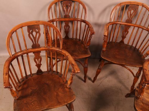 A RARE GENUINE MATCHING SET OF 4 YEW WOOD WINDSOR CHAIRS - ADDITIONAL PHOTO 3