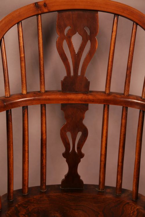 A RARE GENUINE MATCHING SET OF 4 YEW WOOD WINDSOR CHAIRS - ADDITIONAL PHOTO 10