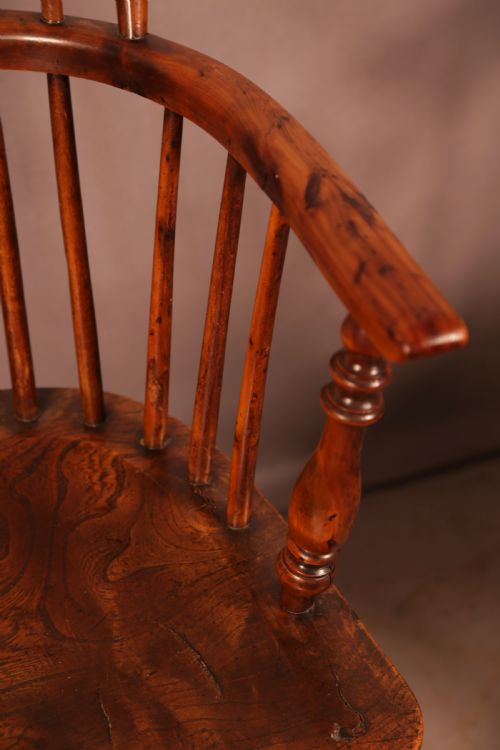 A RARE GENUINE MATCHING SET OF 4 YEW WOOD WINDSOR CHAIRS - ADDITIONAL PHOTO 11