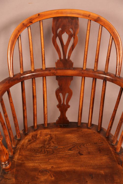 A RARE GENUINE MATCHING SET OF 4 YEW WOOD WINDSOR CHAIRS - ADDITIONAL PHOTO 15