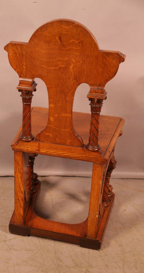 BEST PAIR OF VICTORIAN OAK HALL CHAIRS - ADDITIONAL PHOTO 4
