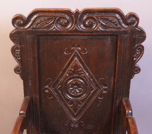 A NICE OAK WAINSCOTT CHAIR 17TH C - ADDITIONAL PHOTO 4