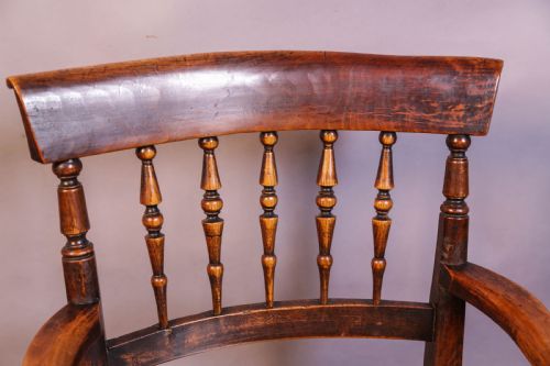 AN UNUSUAL ASH AND ELM WINDSOR CHAIR - ADDITIONAL PHOTO 10