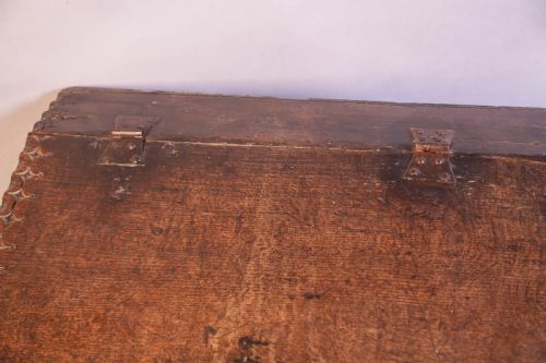 17TH CENTURY BIBLE BOX - ADDITIONAL PHOTO 4