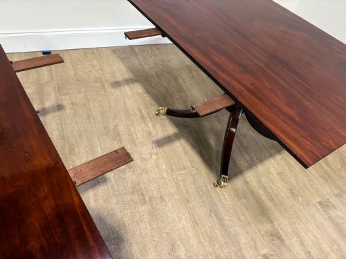 A SUPERB GEORGIAN TWIN PILLER DINING TABLE MAHOGANY - ADDITIONAL PHOTO 5