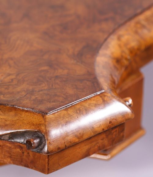 A SUPER QUALITY VICORIAN BURR WALNUT CARD TABLE - ADDITIONAL PHOTO 6