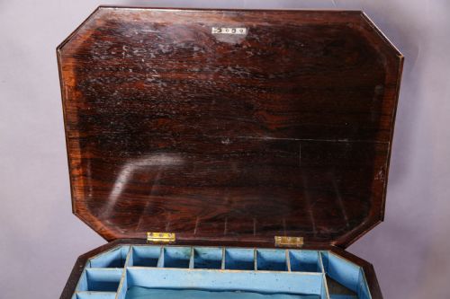 A VICTORIAN ROSEWOOD SEWING STAND - ADDITIONAL PHOTO 2