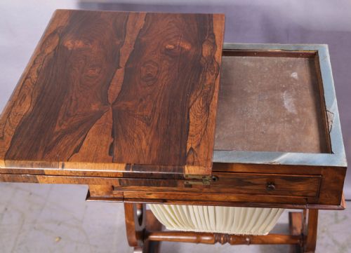 A VICTORIAN SEWING GAMES TABLE ROSEWOOD - ADDITIONAL PHOTO 3