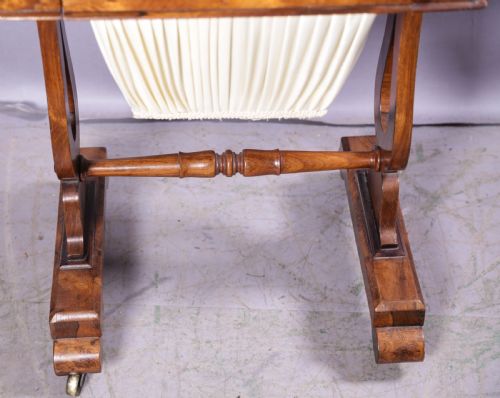 A VICTORIAN SEWING GAMES TABLE ROSEWOOD - ADDITIONAL PHOTO 7