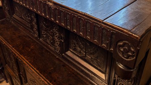 A VERY GOOD 17TH C LIVERY CUPBOARD - ADDITIONAL PHOTO 8