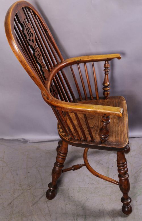 A SUPER YEW WOOD WINDSOR CHAIR BY GABBITASS - ADDITIONAL PHOTO 1