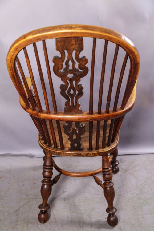 A SUPER YEW WOOD WINDSOR CHAIR BY GABBITASS - ADDITIONAL PHOTO 4