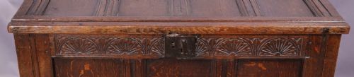 A GOOD 17TH CENTURY OAK COFFER BOX - ADDITIONAL PHOTO 1